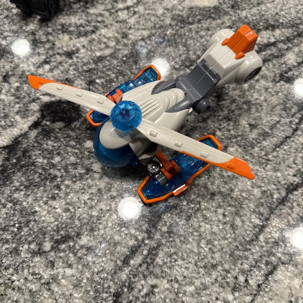 Transformer DinoBot Predaking and Rescue Bot Rescan Blades Flight Bot Figure - Picture 9 of 11